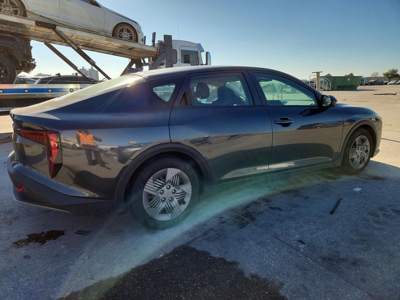 2025 Kia K4 Lx - Фото 3