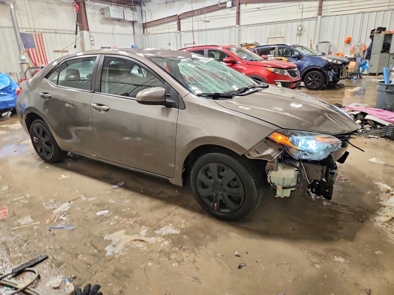 2017 Toyota Corolla L - Фото 4