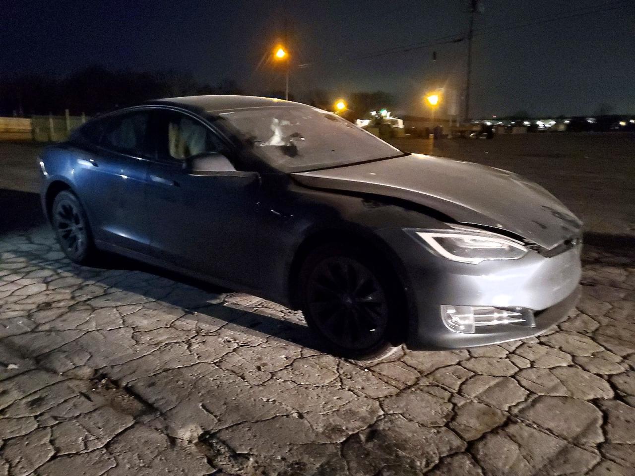 2018 Tesla Model S - Image 4