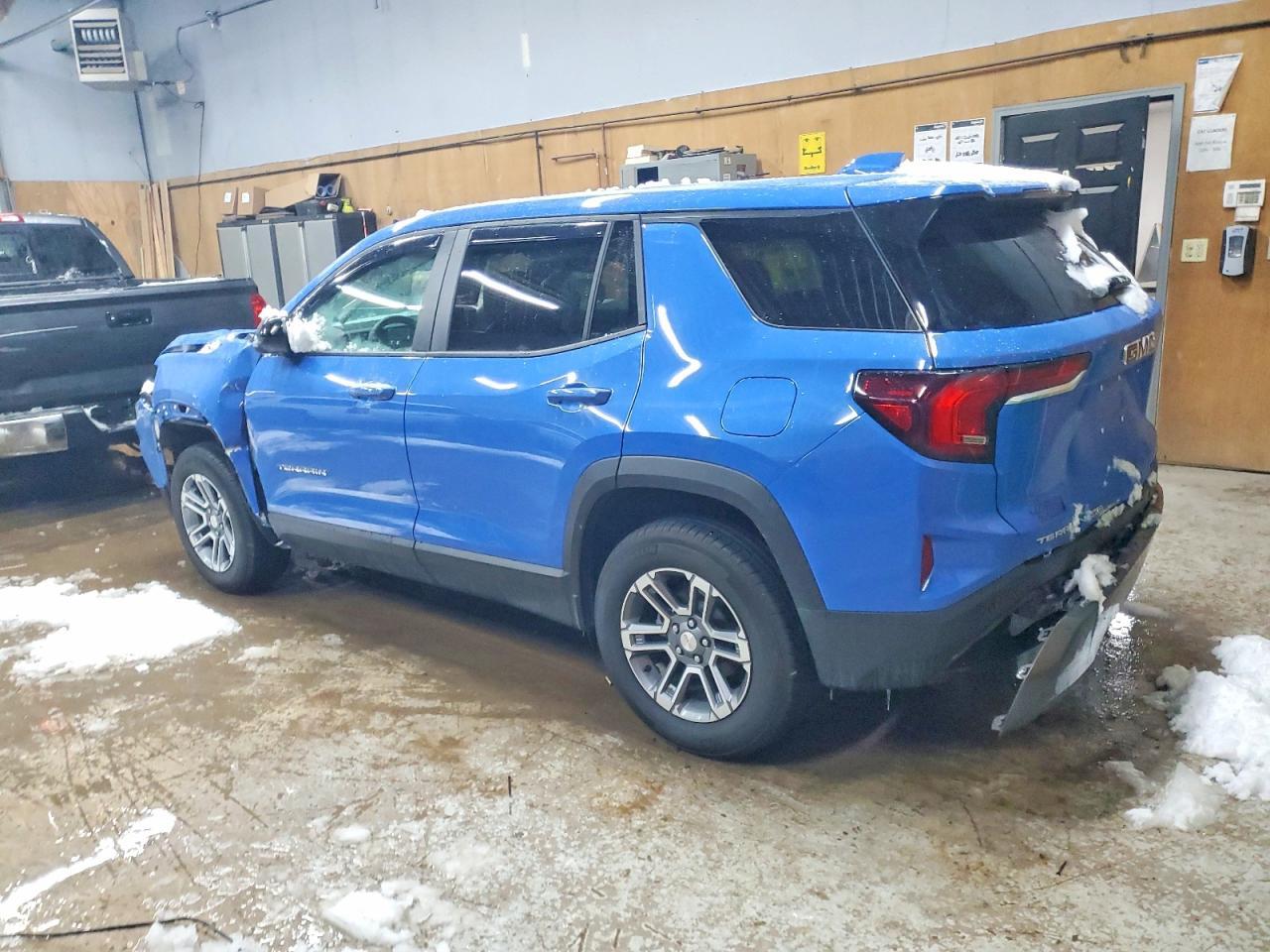 2025 GMC Terrain Elevation - Image 2