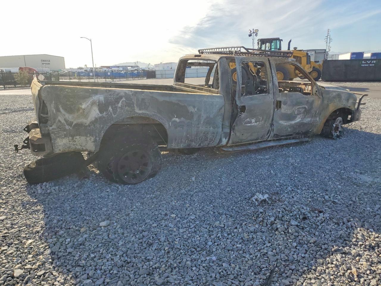 2006 Ford F350 - Image 3