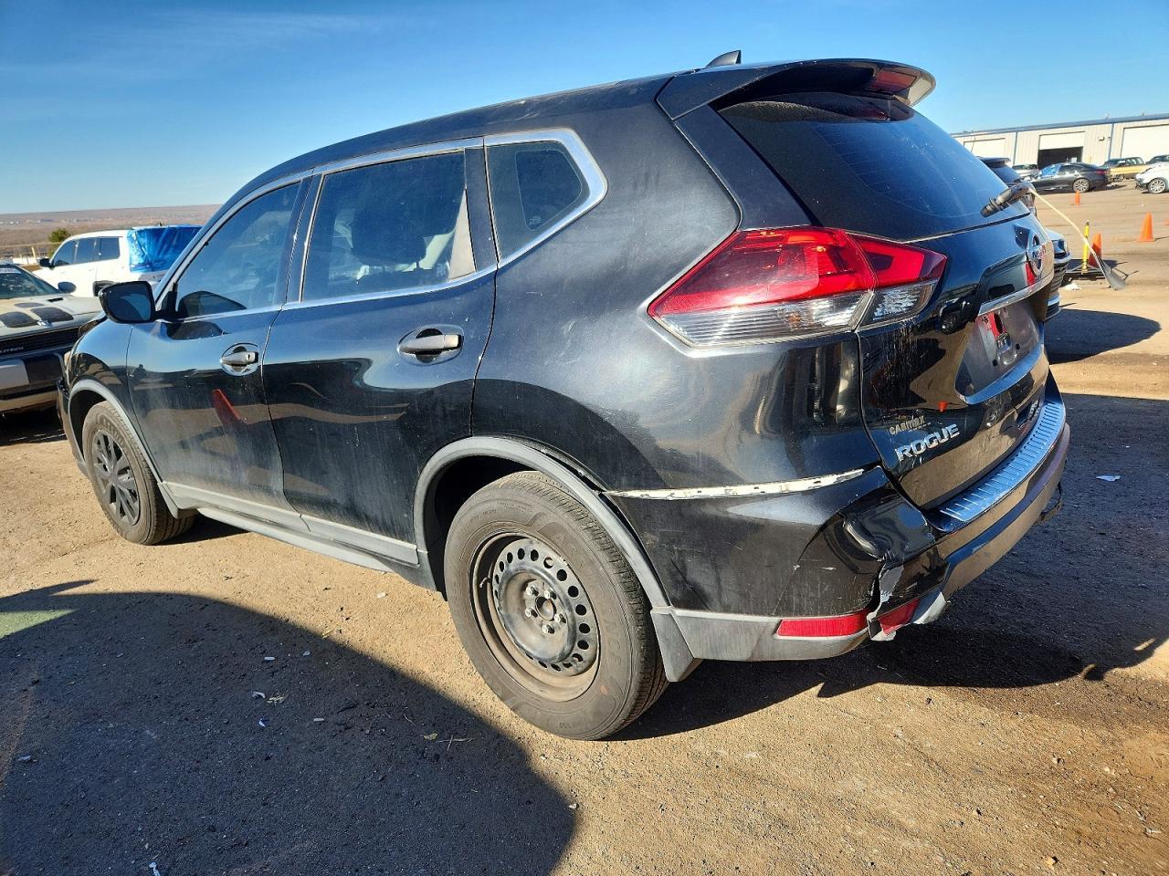 2018 Nissan Rogue S - Фото 2