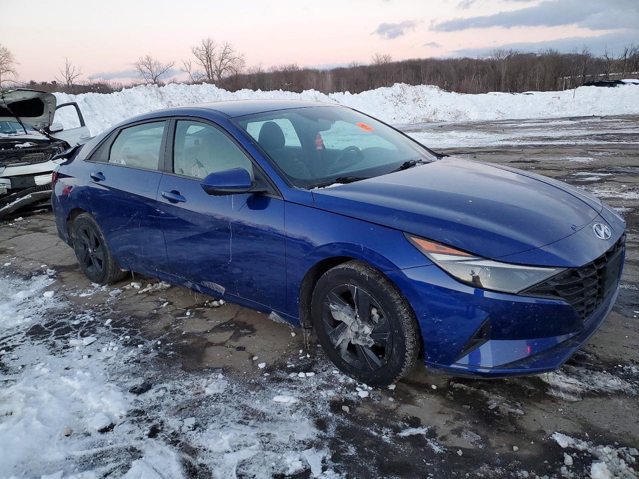 2023 Hyundai Elantra Sel - Фото 4