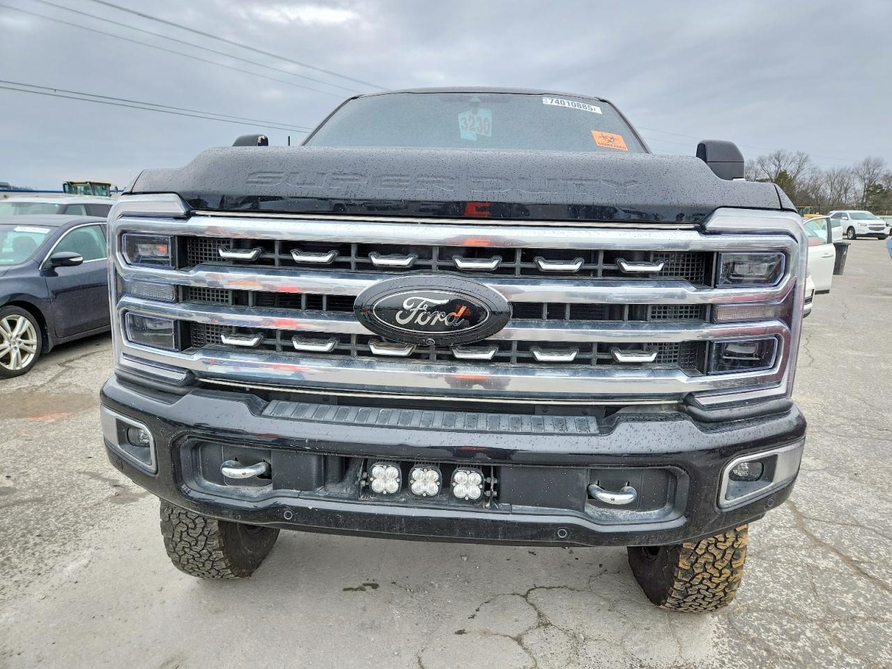 2023 Ford F250 Super Duty - Image 5