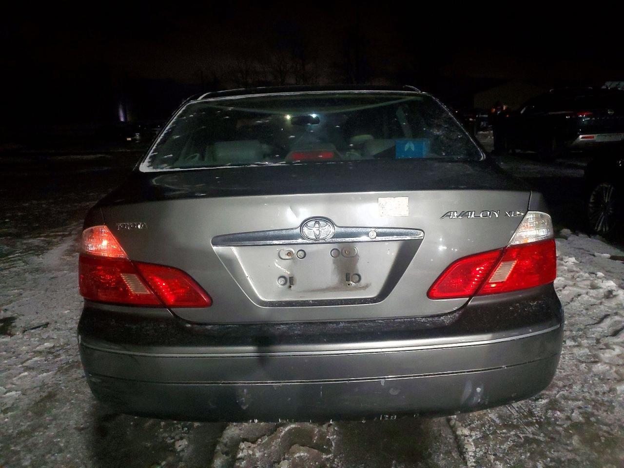 2004 Toyota Avalon Xl - Image 6