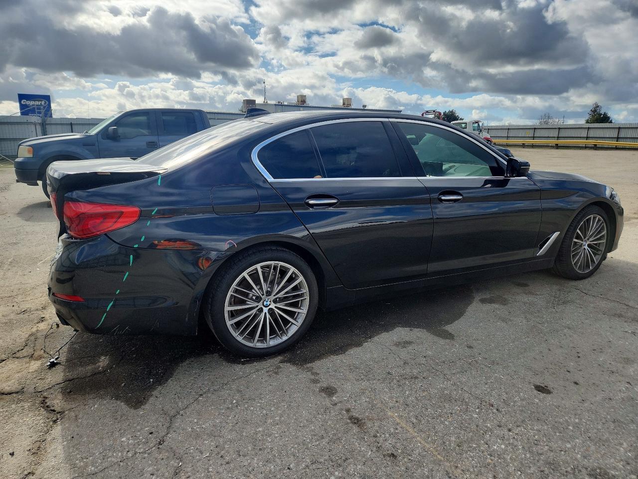 2018 BMW 530 I - Image 3