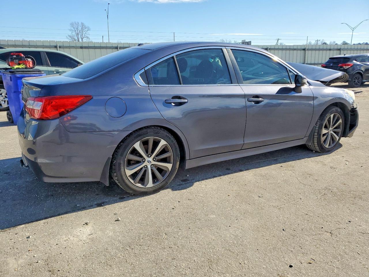 2015 Subaru Legacy 2.5I Limited - Фото 3