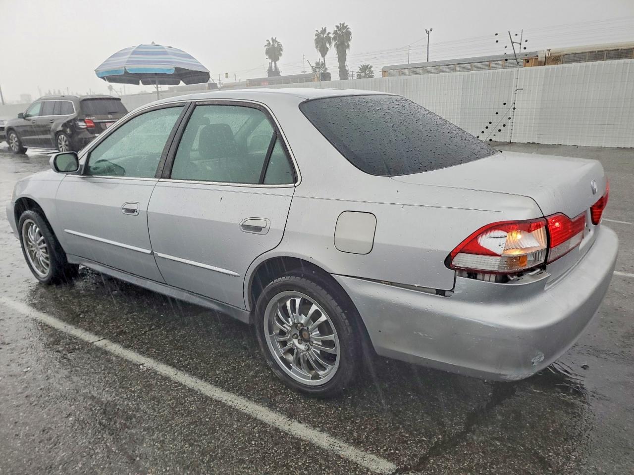 2002 Honda Accord Lx - Фото 2