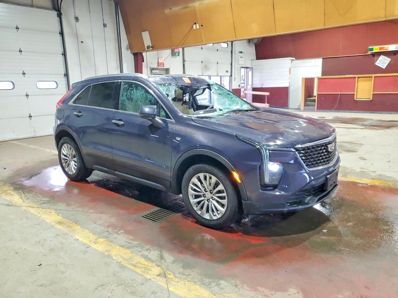 2024 Cadillac Xt4 Luxury - Image 4
