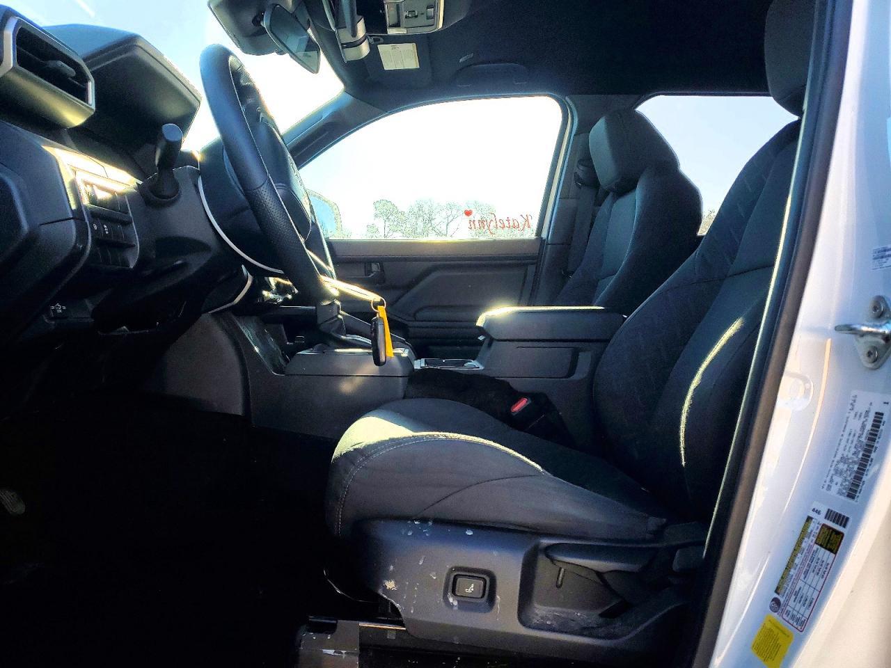 2024 Toyota Tacoma Double Cab - Image 7