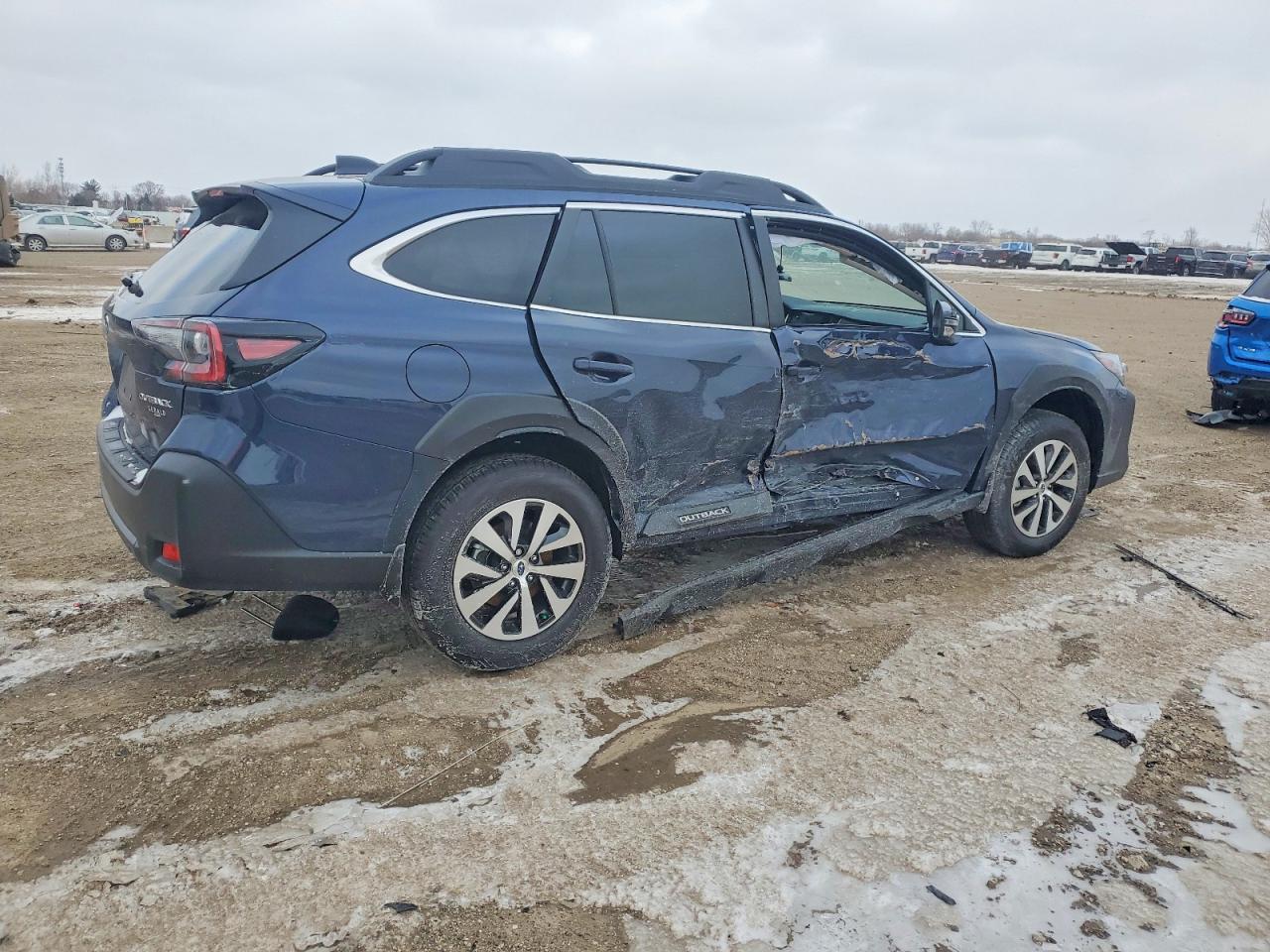 2025 Subaru Outback Premium - Фото 3
