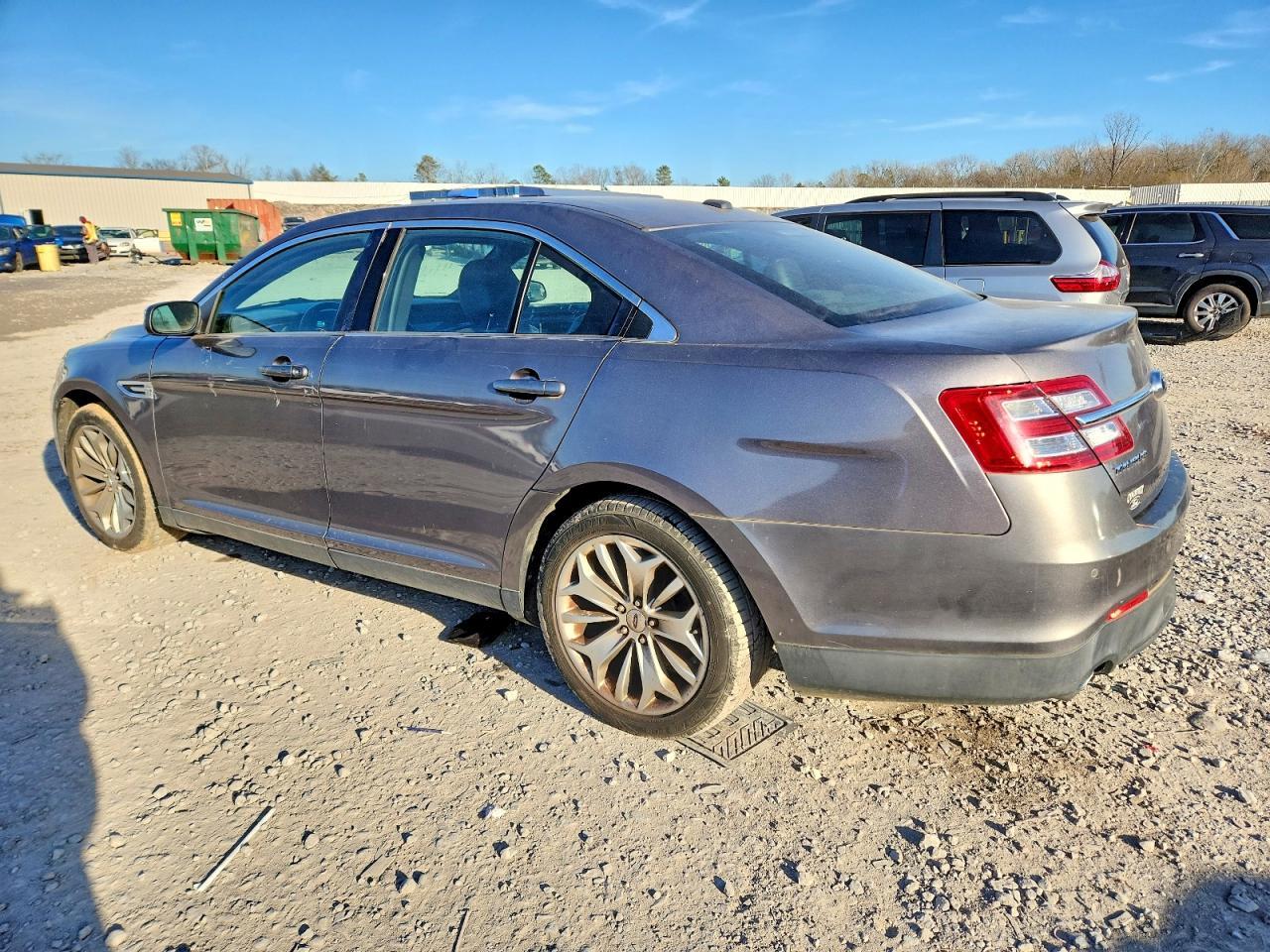 2014 Ford Taurus Limited - Фото 2