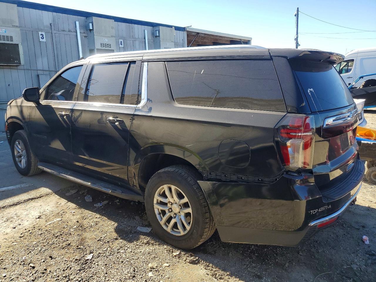 2023 Chevrolet Suburban C1500 Ls - Image 2