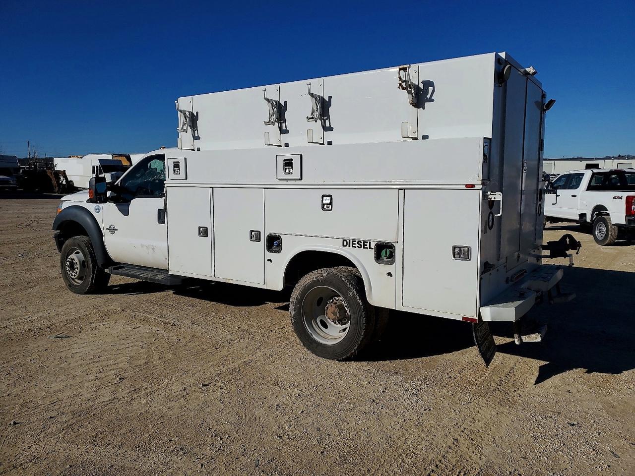 2015 Ford F550 Super Duty Utility / Service Truck - Фото 2