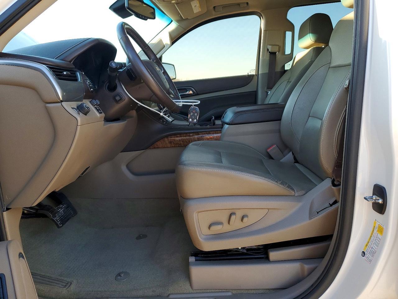 2018 Chevrolet Suburban C1500 Premier - Image 7