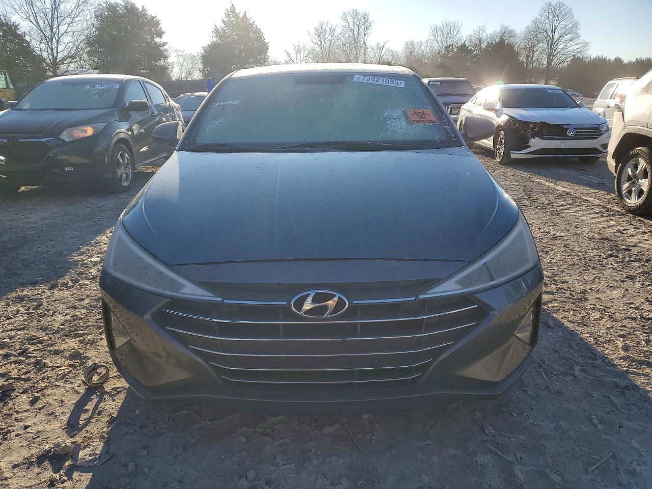2019 Hyundai Elantra Se - Фото 5