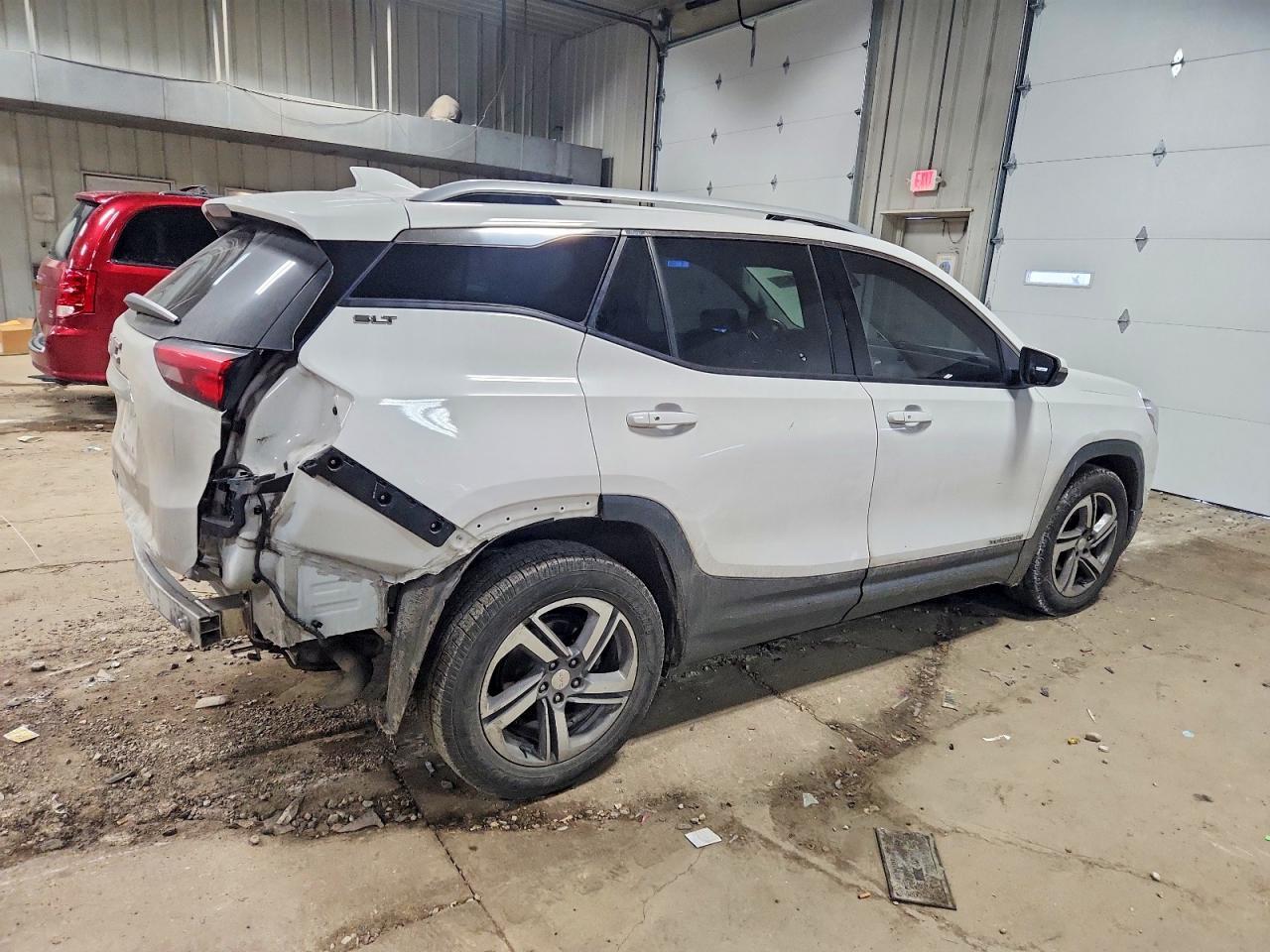 2019 GMC Terrain Slt - Image 3