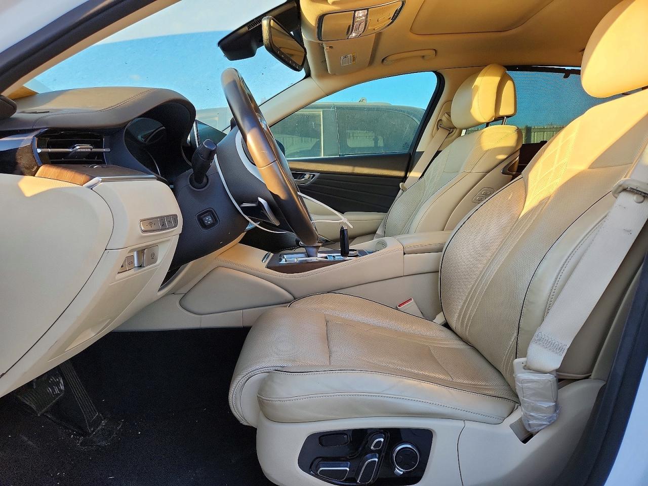 2019 Kia K900 Luxury - Фото 7