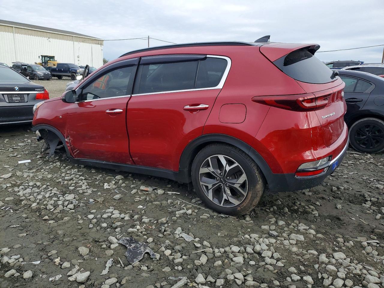 2022 Kia Sportage Ex - Image 2