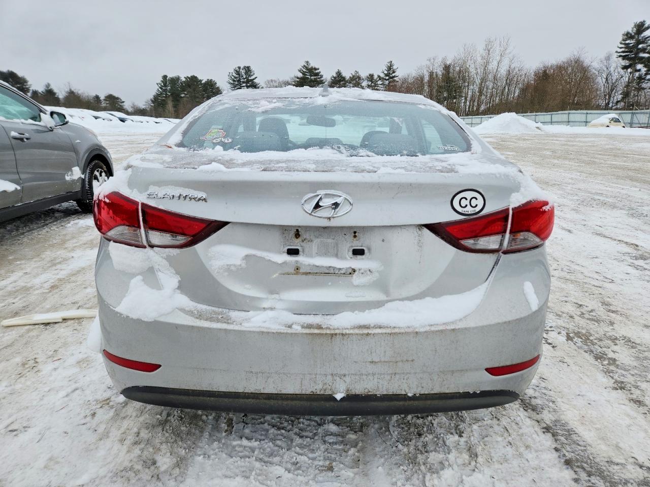 2016 Hyundai Elantra Se - Фото 6