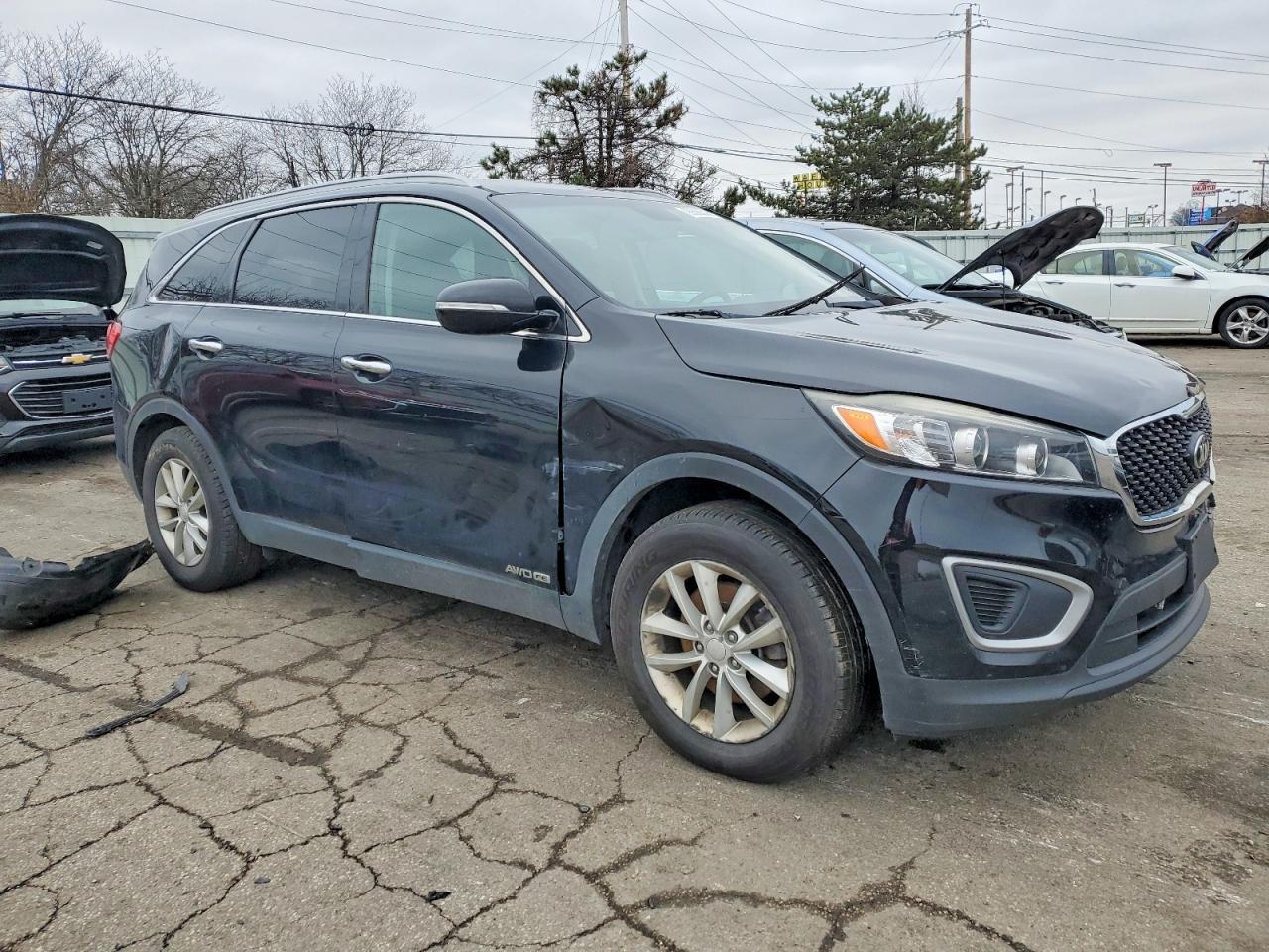 2017 Kia Sorento Lx - Image 4