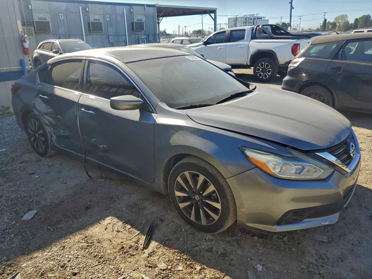 2018 Nissan Altima 2.5 - Image 4