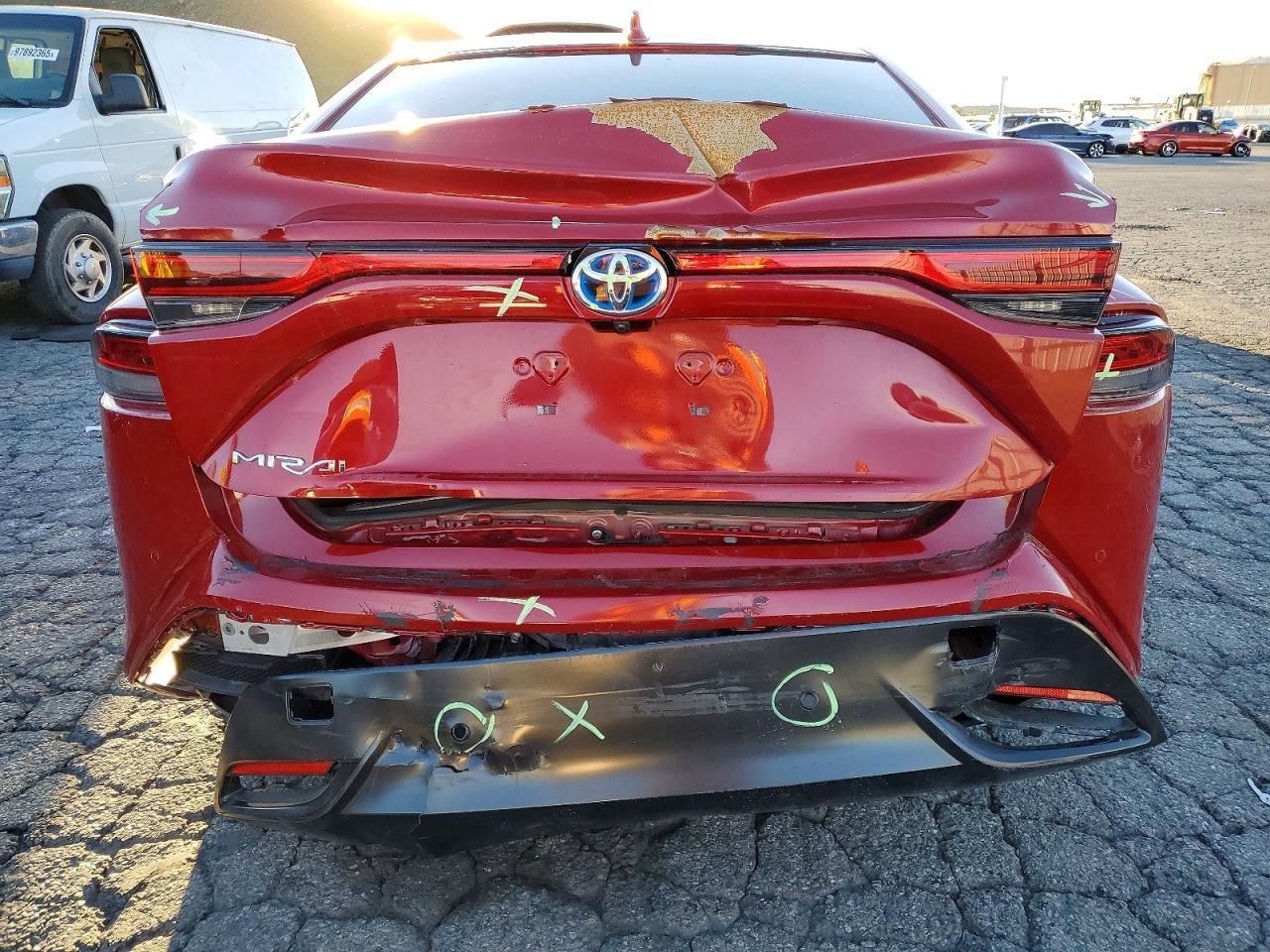 2022 Toyota Mirai Xle - Фото 6