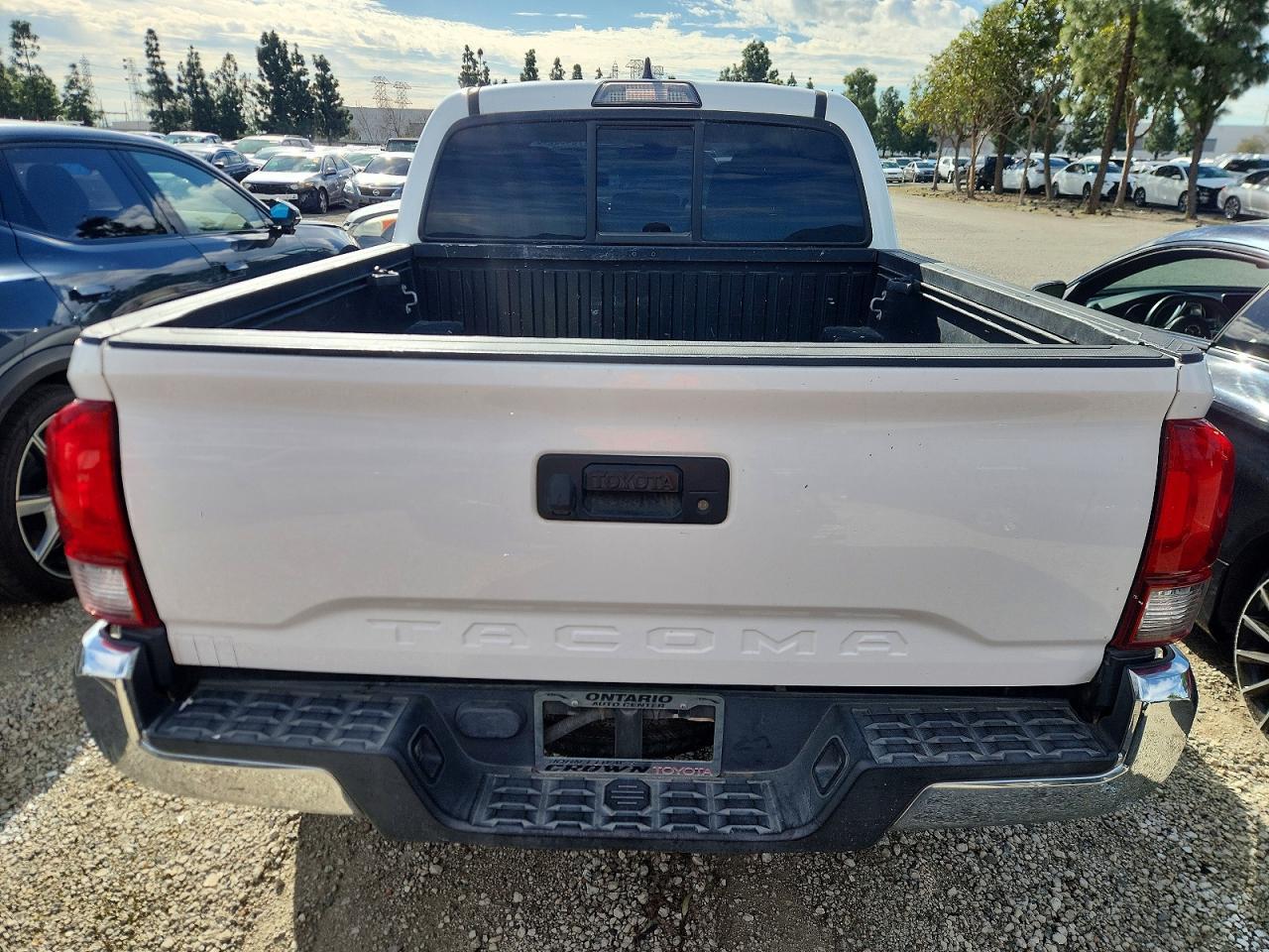 2018 Toyota Tacoma Double Cab - Фото 6