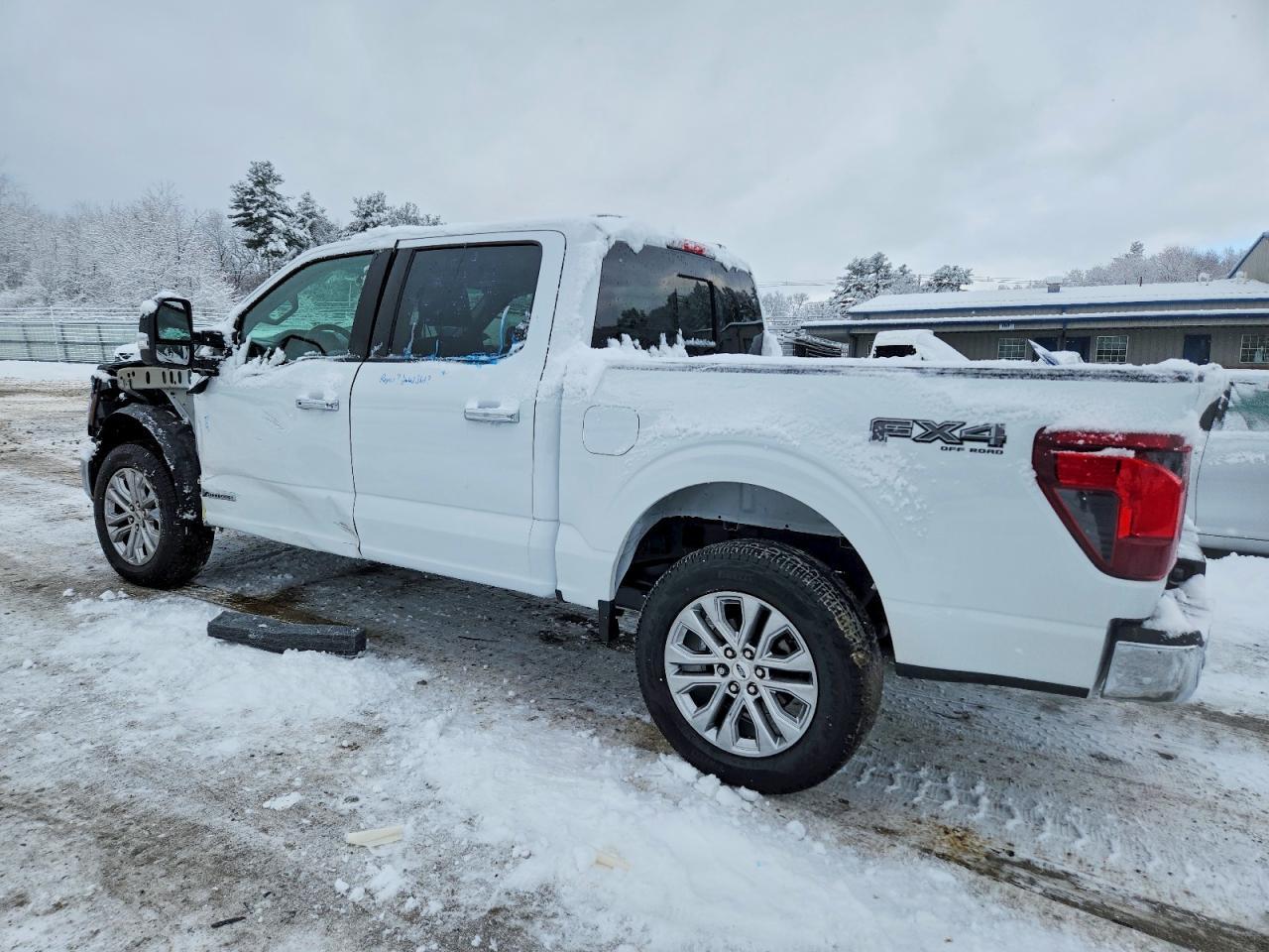 2025 Ford F150 Xlt - Фото 2