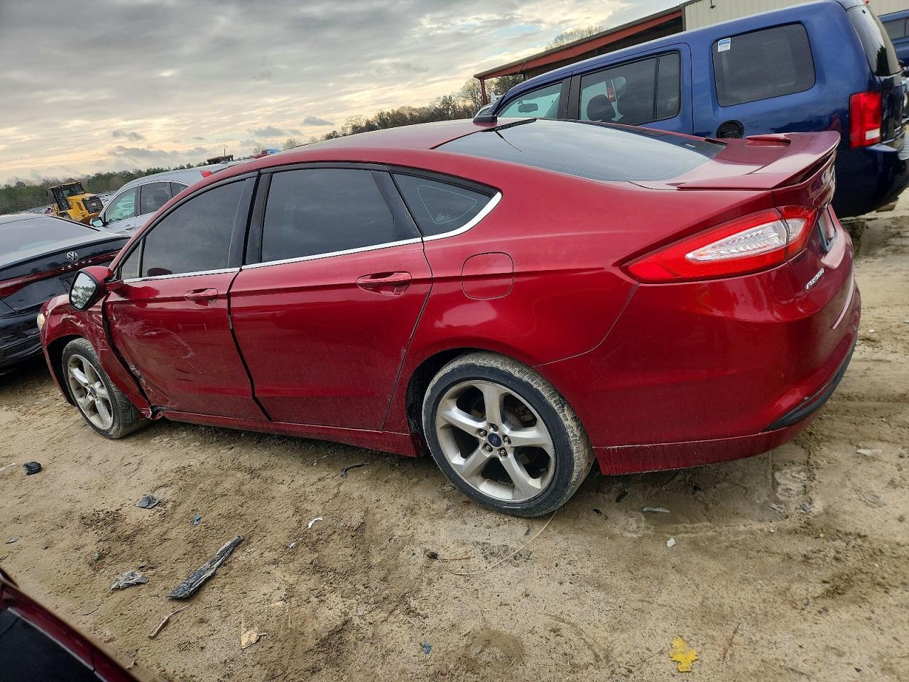 2014 Ford Fusion Se - Фото 2