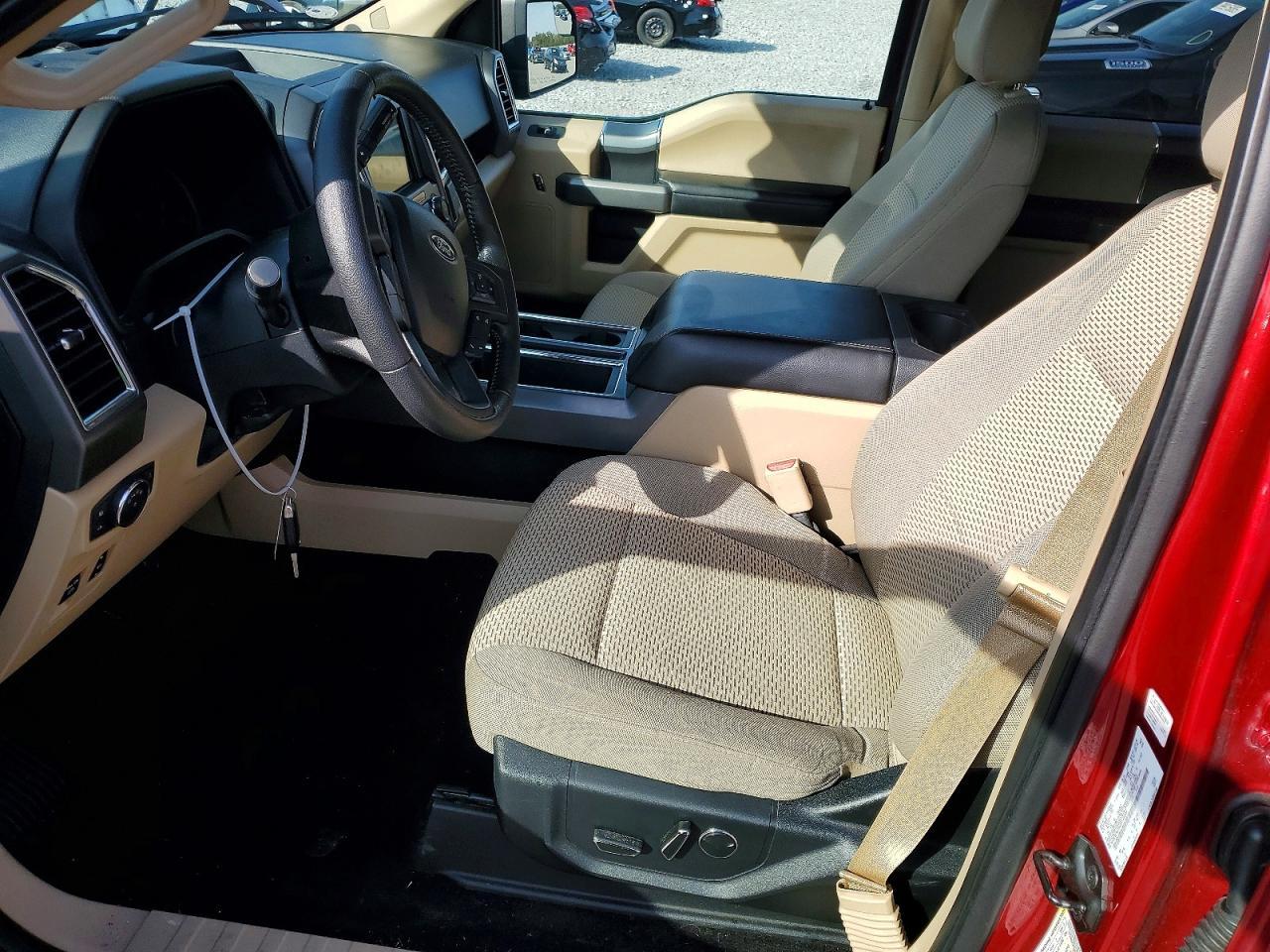 2016 Ford F150 Supercrew - Фото 7