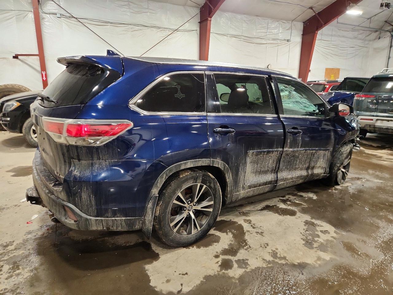 2016 Toyota Highlander Xle - Фото 3