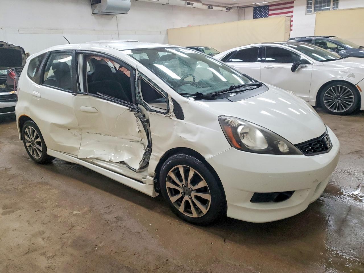2013 Honda Fit Sport - Фото 4