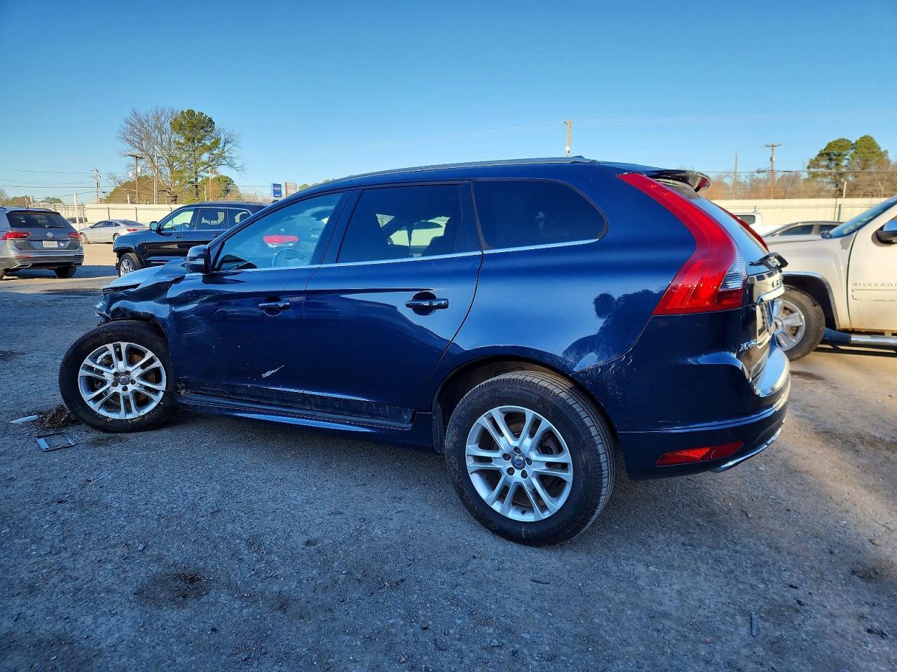 2015 Volvo Xc60 T5 Premier - Image 2