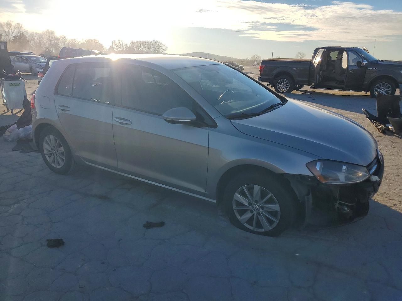 2017 Volkswagen Golf S - Фото 4