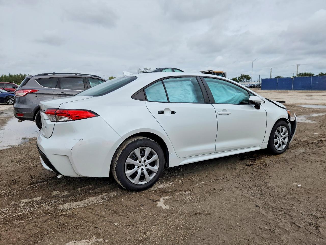 2022 Toyota Corolla Le - Фото 3