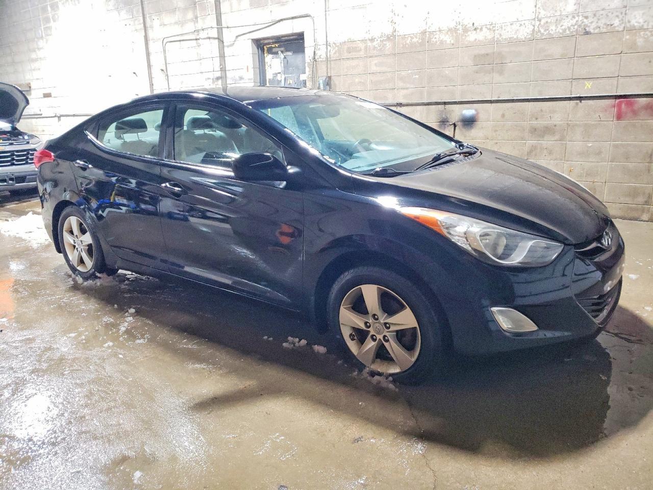 2013 Hyundai Elantra Gls - Фото 4