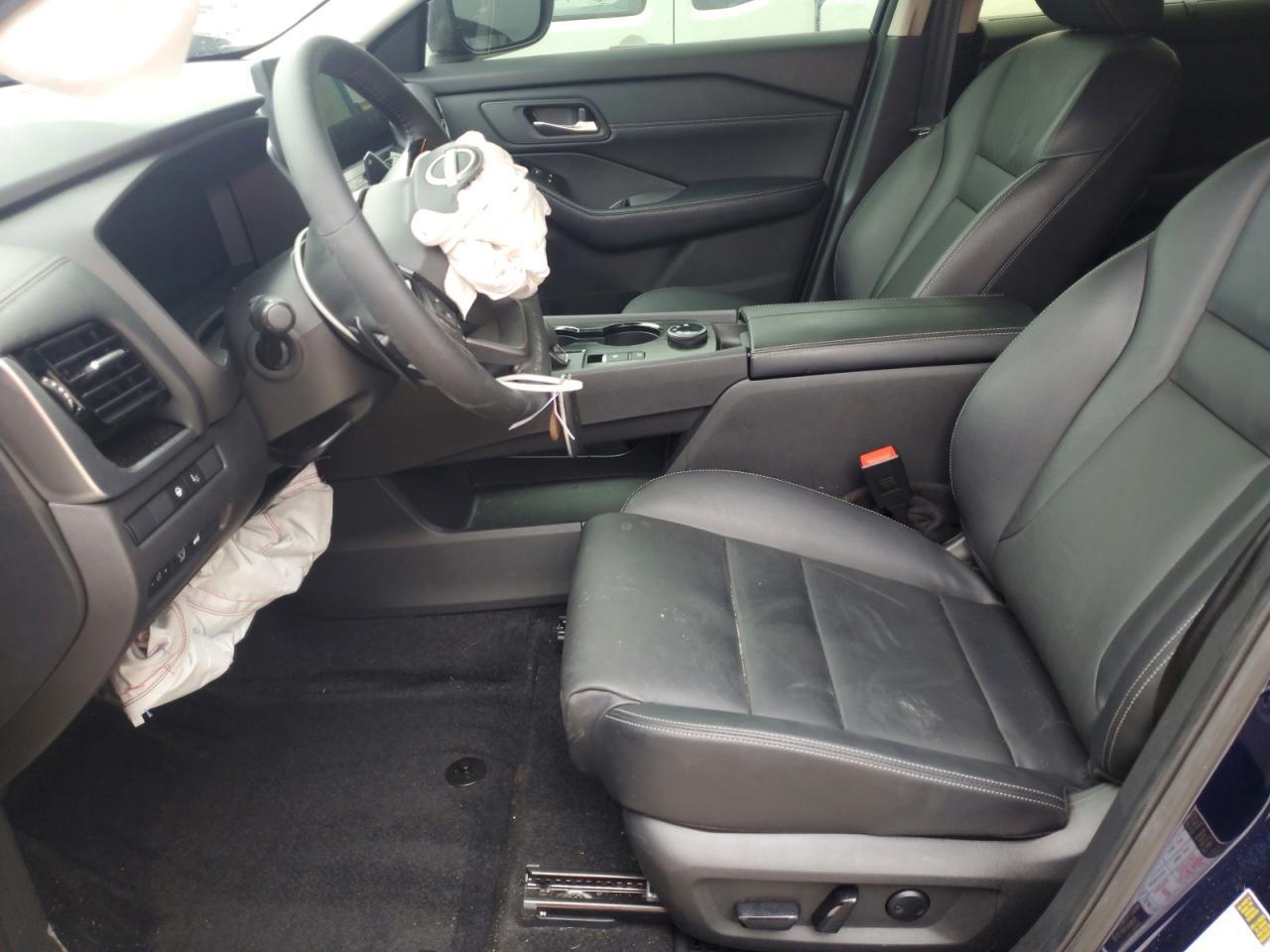 2025 Nissan Rogue Sl - Image 7