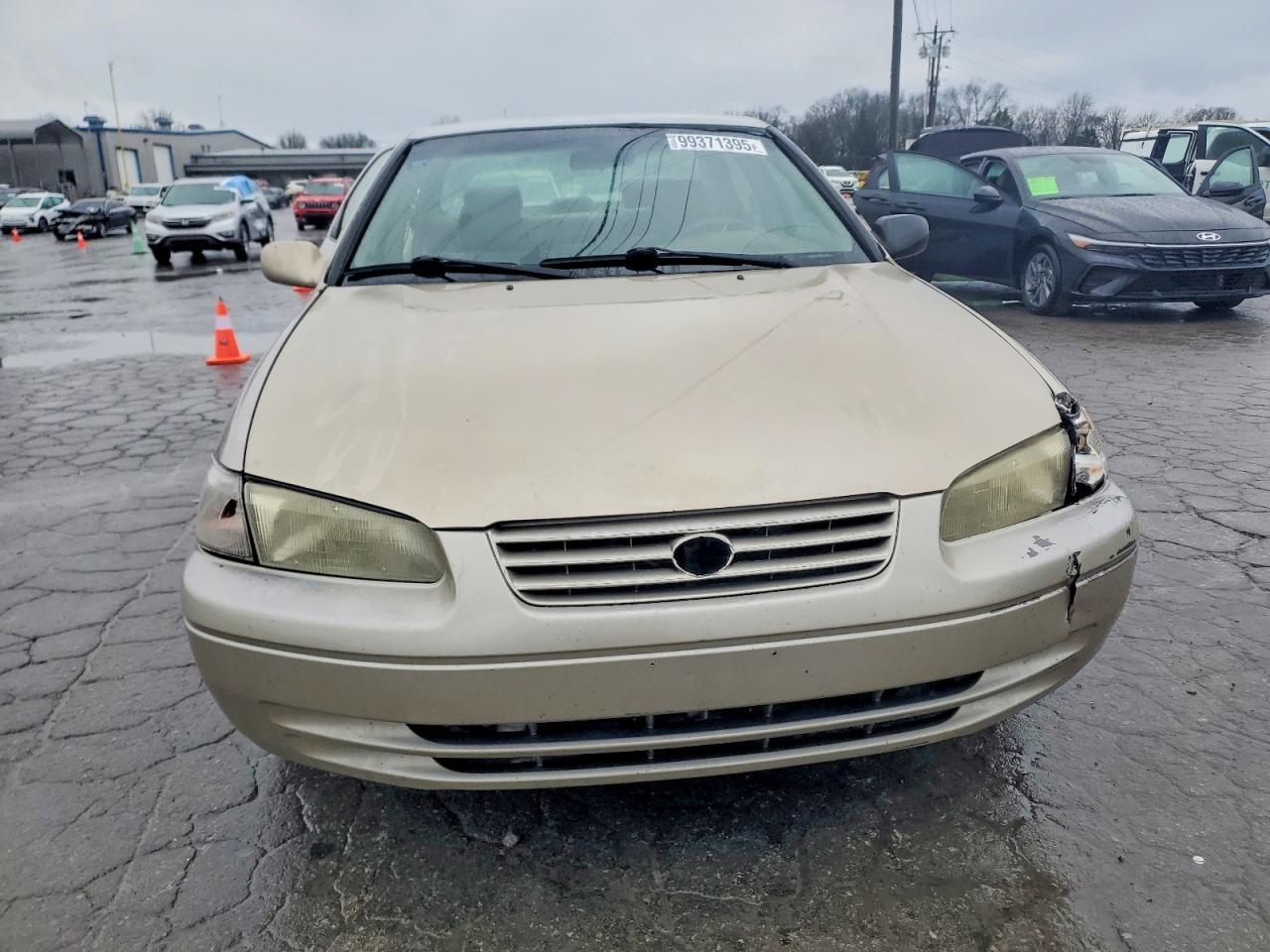1998 Toyota Camry Ce - Фото 5