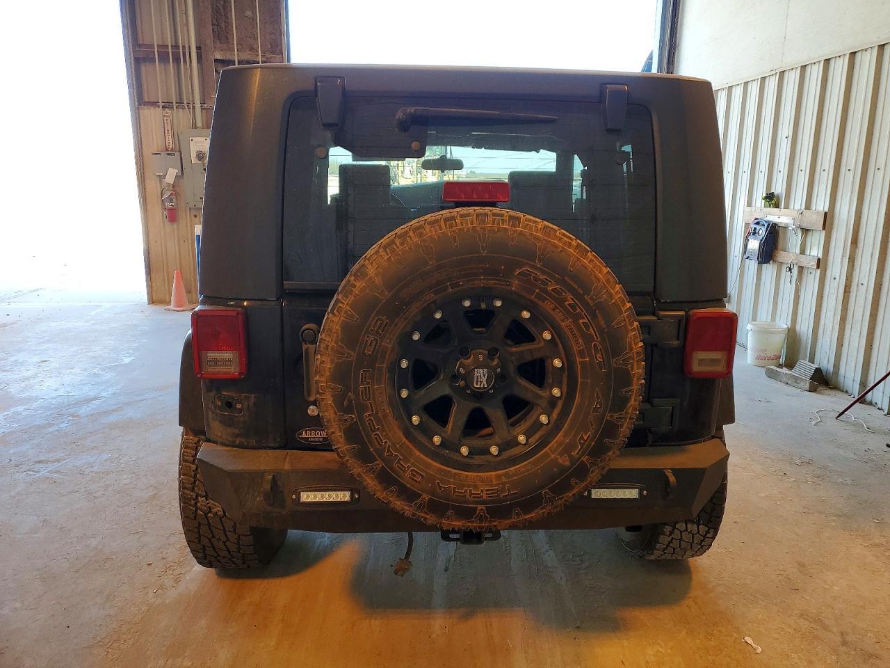 2008 Jeep Wrangler Sahara - Фото 6