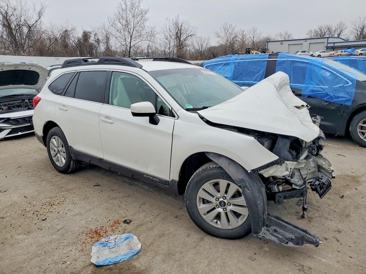 2017 Subaru Outback 2.5I Premium - Фото 4