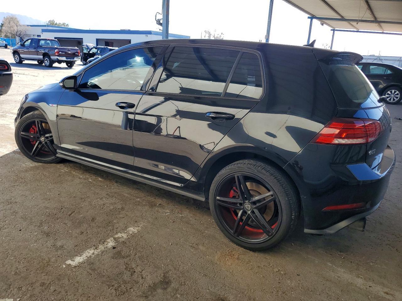 2018 Volkswagen Gti S/Se - Image 2