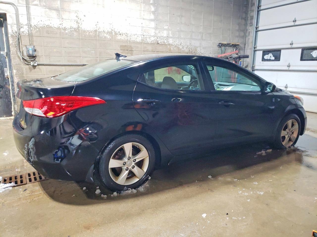 2013 Hyundai Elantra Gls - Фото 3