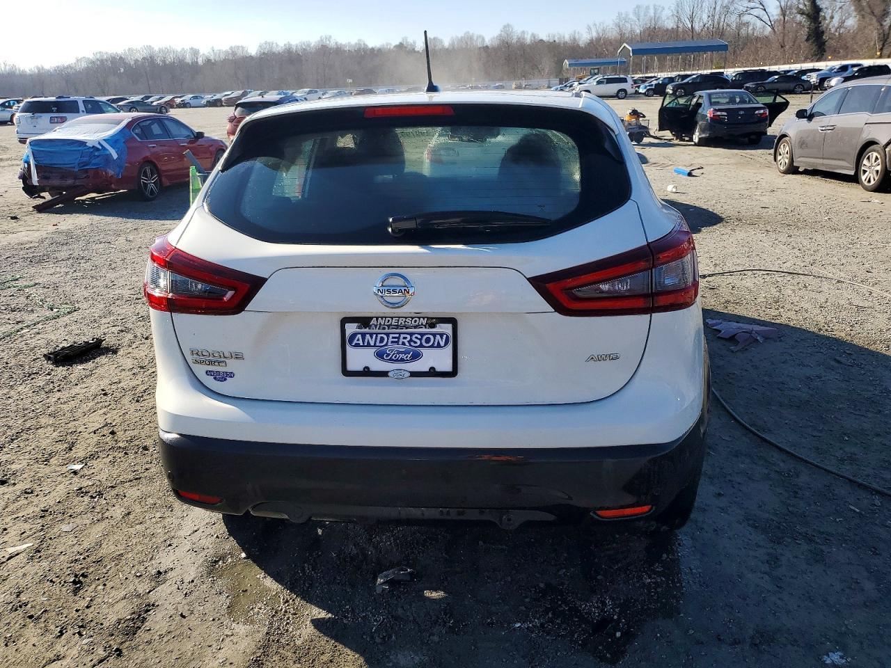 2022 Nissan Rogue Sport S - Фото 6