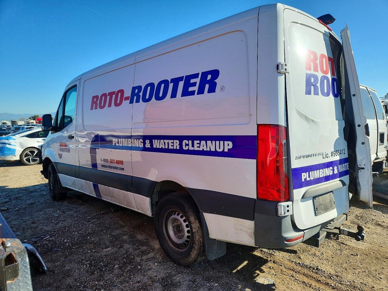 2021 Mercedes Benz Sprinter 1500 Utility / Service Van - Фото 2