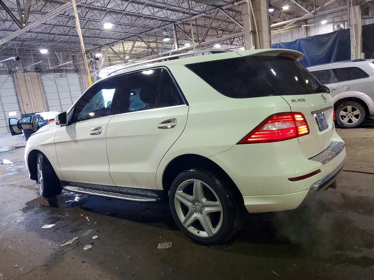 2015 Mercedes-Benz Ml 400 4Matic - Фото 2