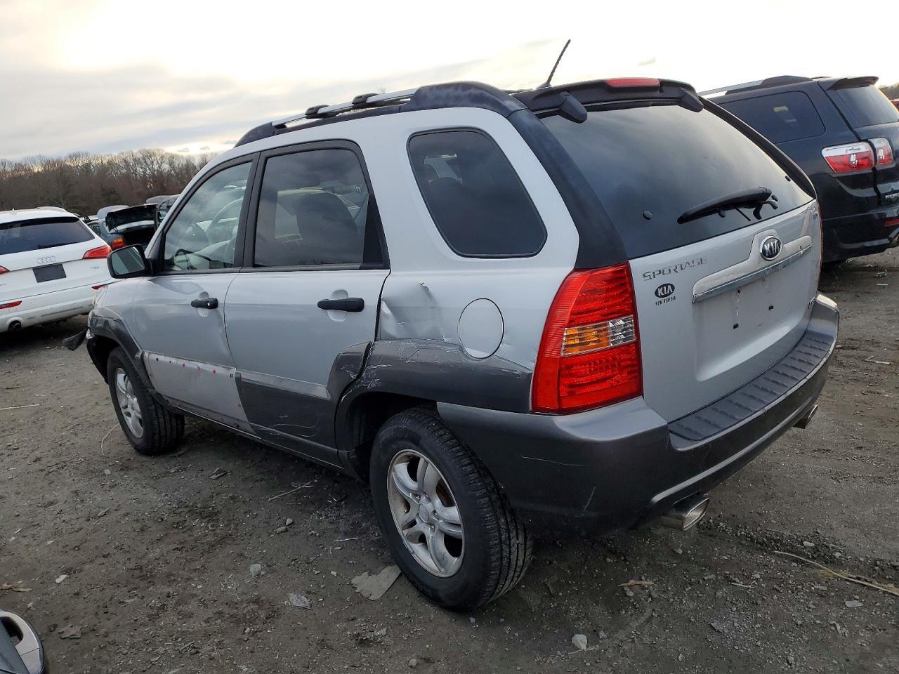2008 Kia Sportage Ex - Image 2