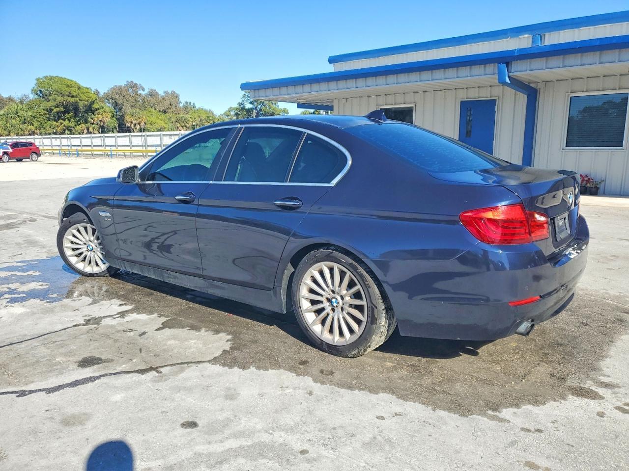 2012 BMW 535 Xi - Фото 2