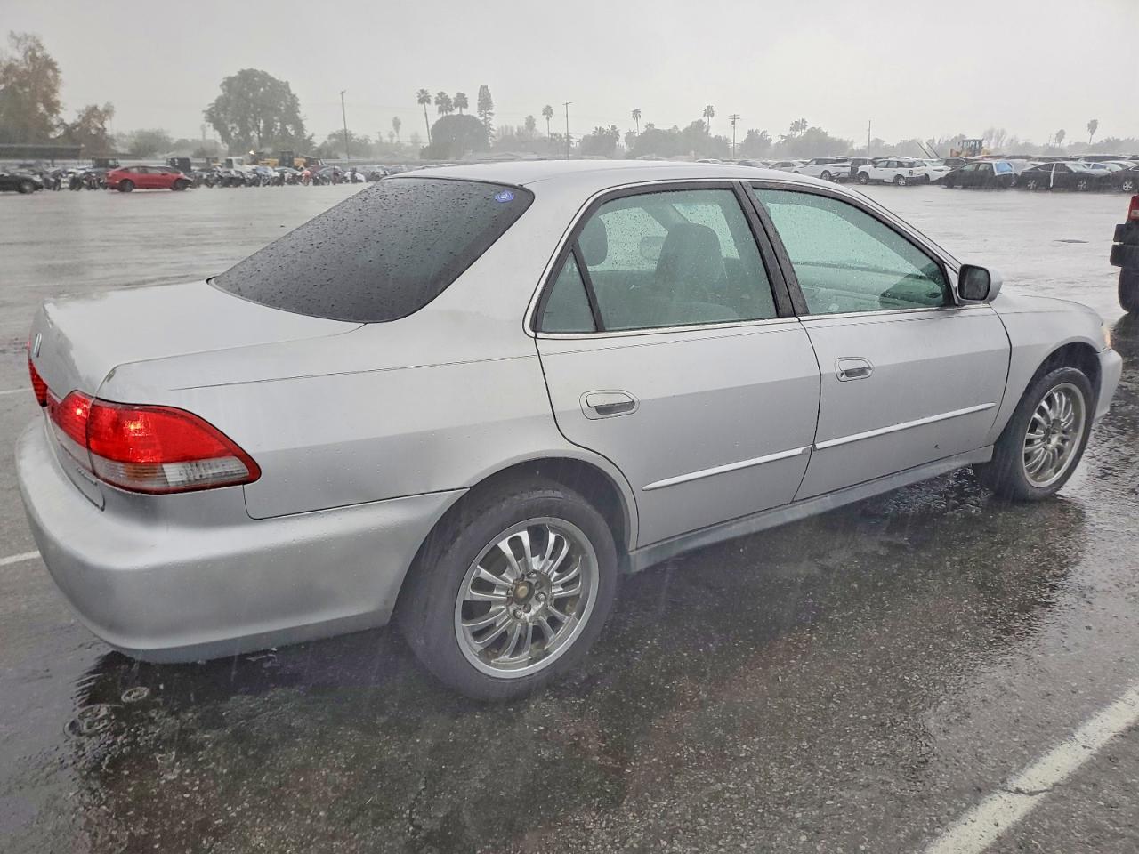 2002 Honda Accord Lx - Фото 3