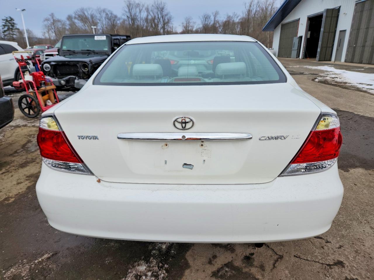 2005 Toyota Camry Le - Фото 6